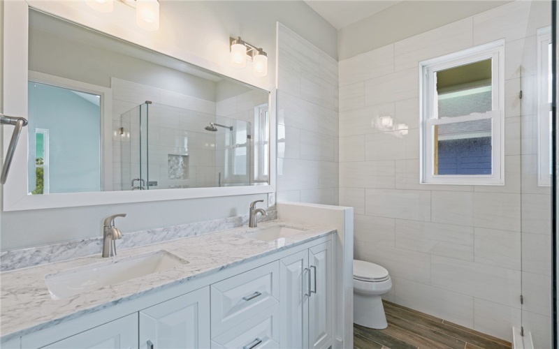 1007 S Live Oak Street, Rockport, TX 78382, 3 Bedrooms Bedrooms, ,2 BathroomsBathrooms,Residential,For Sale,1007 S Live Oak Street,447690