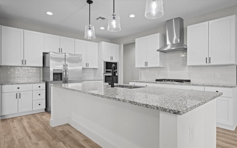 304 Heather Run, Woodway, TX 76712, 4 Bedrooms Bedrooms, ,3 BathroomsBathrooms,Residential,For Sale,304 Heather Run,20972096