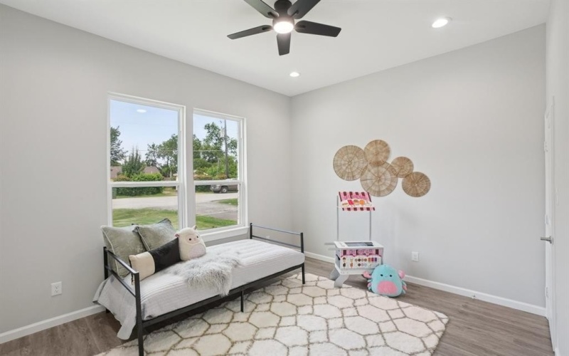 4535 W Lake Highlands Drive, The Colony, TX 75056, 4 Bedrooms Bedrooms, ,3 BathroomsBathrooms,Residential,For Sale,4535 W Lake Highlands Drive,20973074