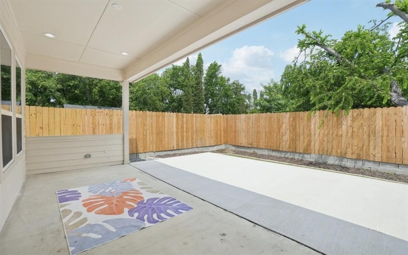 4535 W Lake Highlands Drive, The Colony, TX 75056, 4 Bedrooms Bedrooms, ,3 BathroomsBathrooms,Residential,For Sale,4535 W Lake Highlands Drive,20973074