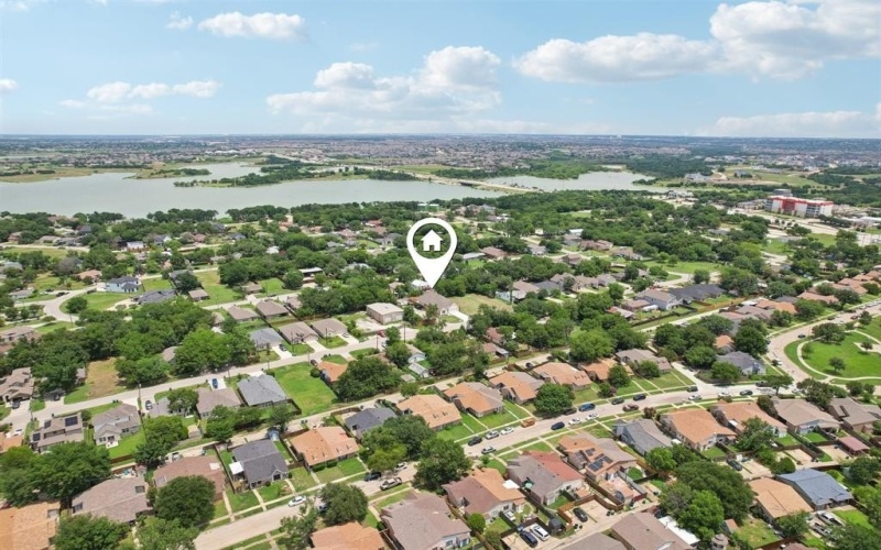 4535 W Lake Highlands Drive, The Colony, TX 75056, 4 Bedrooms Bedrooms, ,3 BathroomsBathrooms,Residential,For Sale,4535 W Lake Highlands Drive,20973074