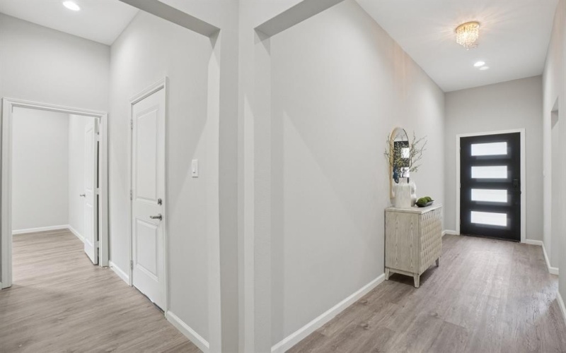4535 W Lake Highlands Drive, The Colony, TX 75056, 4 Bedrooms Bedrooms, ,3 BathroomsBathrooms,Residential,For Sale,4535 W Lake Highlands Drive,20973074