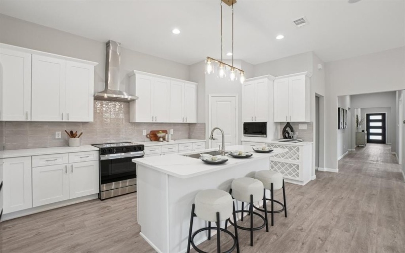 4535 W Lake Highlands Drive, The Colony, TX 75056, 4 Bedrooms Bedrooms, ,3 BathroomsBathrooms,Residential,For Sale,4535 W Lake Highlands Drive,20973074
