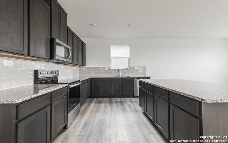 2515 Chronos Drive, San Antonio, TX 78245, 3 Habitaciones Habitaciones , ,2 BañosBaños,Residential,En Venta,2515 Chronos Drive,1773536