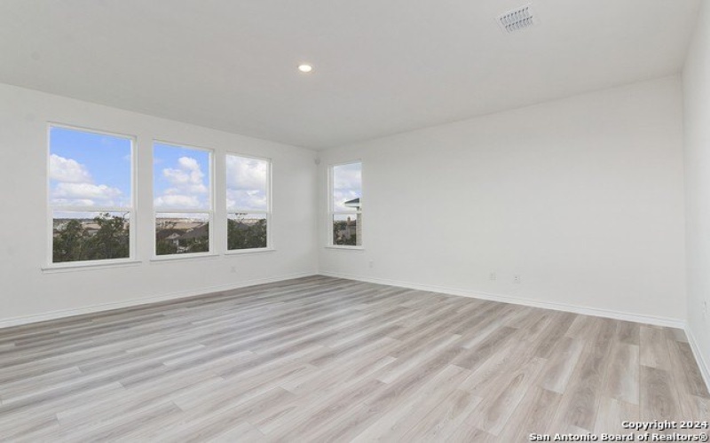 2515 Chronos Drive, San Antonio, TX 78245, 3 Habitaciones Habitaciones , ,2 BañosBaños,Residential,En Venta,2515 Chronos Drive,1773536