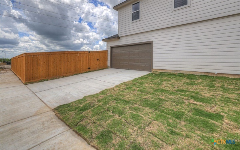 260 LAS LOMAS Drive, San Marcos, TX 78666, 4 Bedrooms Bedrooms, ,3 BathroomsBathrooms,Residential,For Sale,260 LAS LOMAS Drive,583380