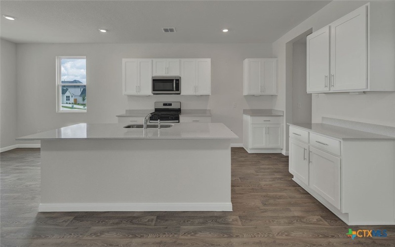 260 LAS LOMAS Drive, San Marcos, TX 78666, 4 Bedrooms Bedrooms, ,3 BathroomsBathrooms,Residential,For Sale,260 LAS LOMAS Drive,583380