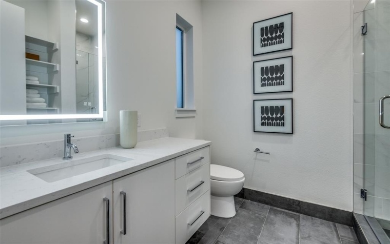 14911 Reserve Circle, Addison, TX 75001, 3 Bedrooms Bedrooms, ,3 BathroomsBathrooms,Residential,For Sale,14911 Reserve Circle,0,20972144
