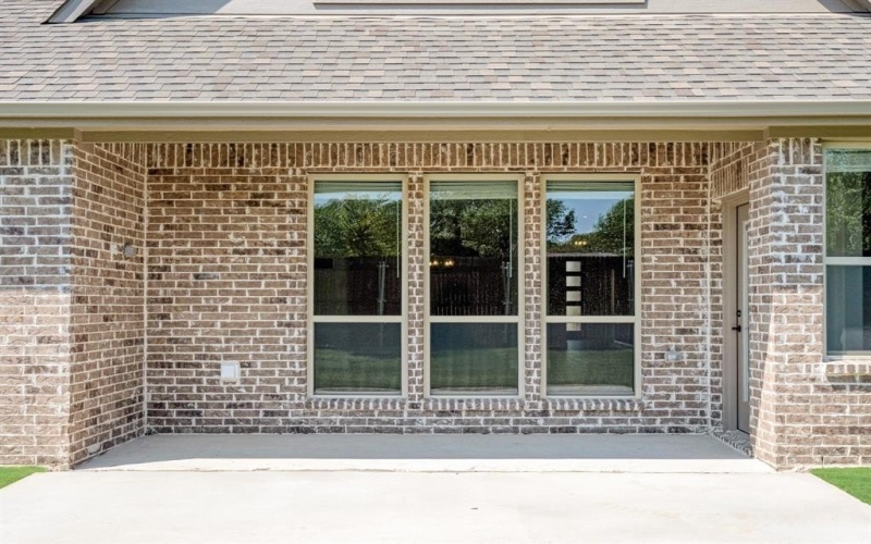 1210 Deacon Drive, Midlothian, TX 76065, 3 Bedrooms Bedrooms, ,2 BathroomsBathrooms,Residential,For Sale,1210 Deacon Drive,0,20972258