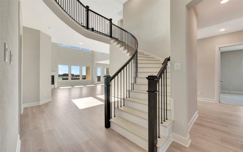 2218 Village Trail, Lakewood Village, TX 75068, 4 Bedrooms Bedrooms, ,5 BathroomsBathrooms,Residential,For Sale,2218 Village Trail,0,20972327