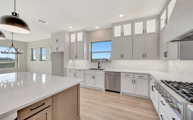 2218 Village Trail, Lakewood Village, TX 75068, 4 Bedrooms Bedrooms, ,5 BathroomsBathrooms,Residential,For Sale,2218 Village Trail,0,20972327