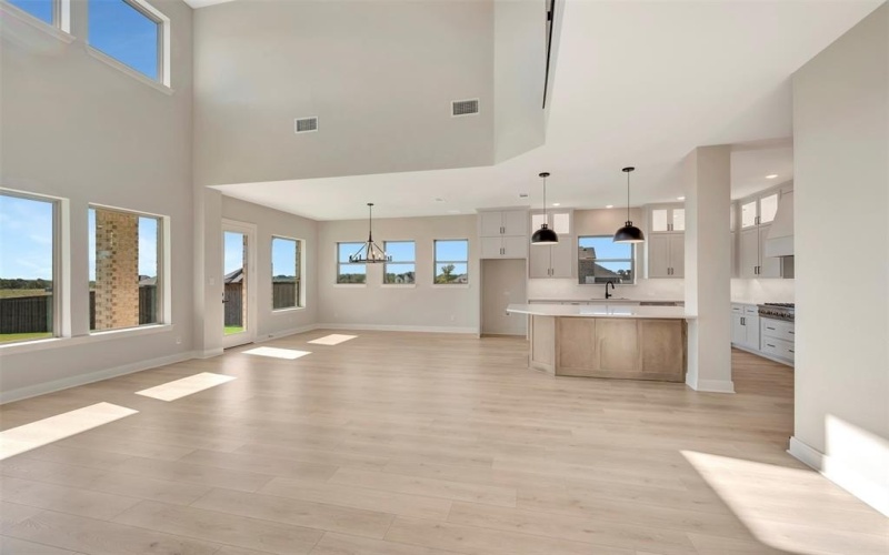 2218 Village Trail, Lakewood Village, TX 75068, 4 Bedrooms Bedrooms, ,5 BathroomsBathrooms,Residential,For Sale,2218 Village Trail,0,20972327