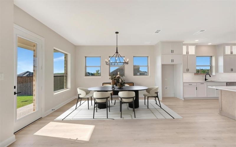 2218 Village Trail, Lakewood Village, TX 75068, 4 Bedrooms Bedrooms, ,5 BathroomsBathrooms,Residential,For Sale,2218 Village Trail,0,20972327