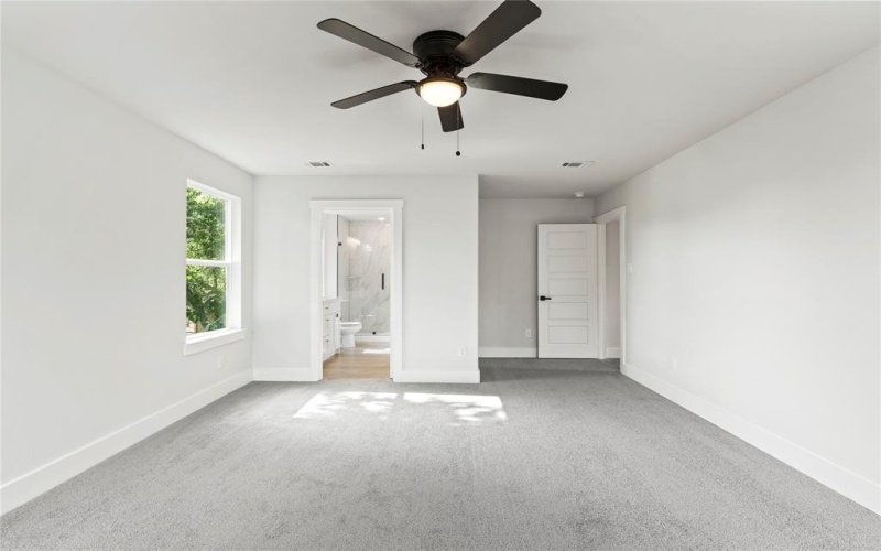 3211 Chihuahua Avenue, Dallas, TX 75212, 3 Bedrooms Bedrooms, ,2 BathroomsBathrooms,Residential,For Sale,3211 Chihuahua Avenue,20972496