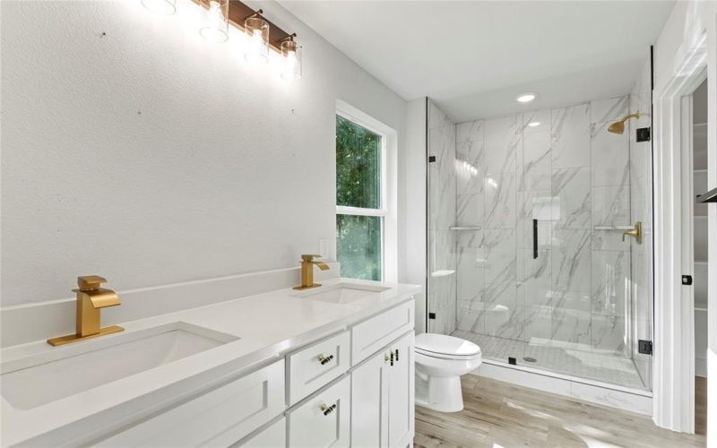 3211 Chihuahua Avenue, Dallas, TX 75212, 3 Bedrooms Bedrooms, ,2 BathroomsBathrooms,Residential,For Sale,3211 Chihuahua Avenue,20972496
