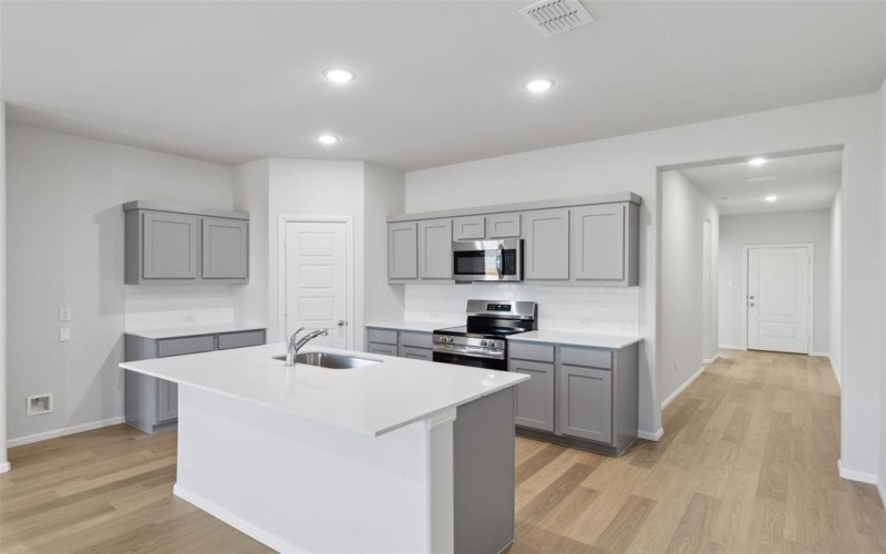 712 Tidal Drive, McKinney, TX 75071, 4 Habitaciones Habitaciones , ,3 BañosBaños,Residential,En Venta,712 Tidal Drive,20972622