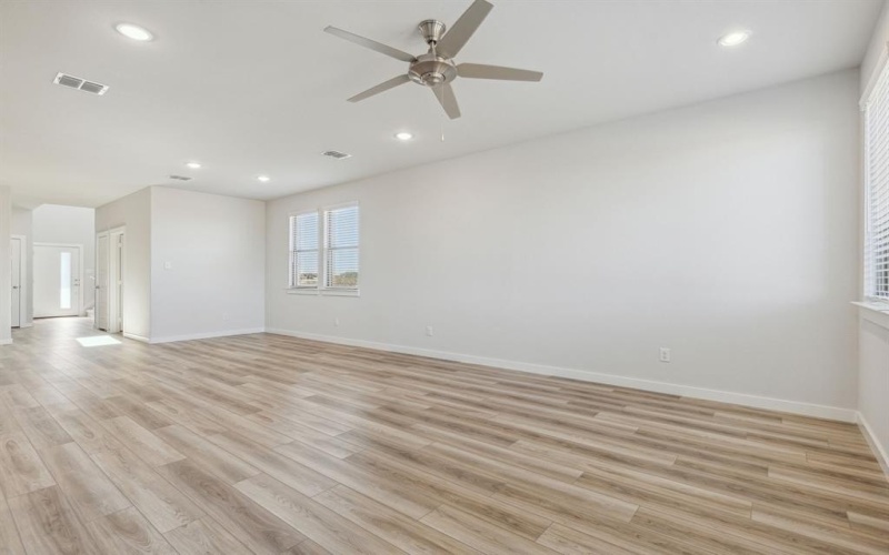 806 Pine Beach Drive, McKinney, TX 75071, 4 Habitaciones Habitaciones , ,3 BañosBaños,Residential,En Venta,806 Pine Beach Drive,20972672