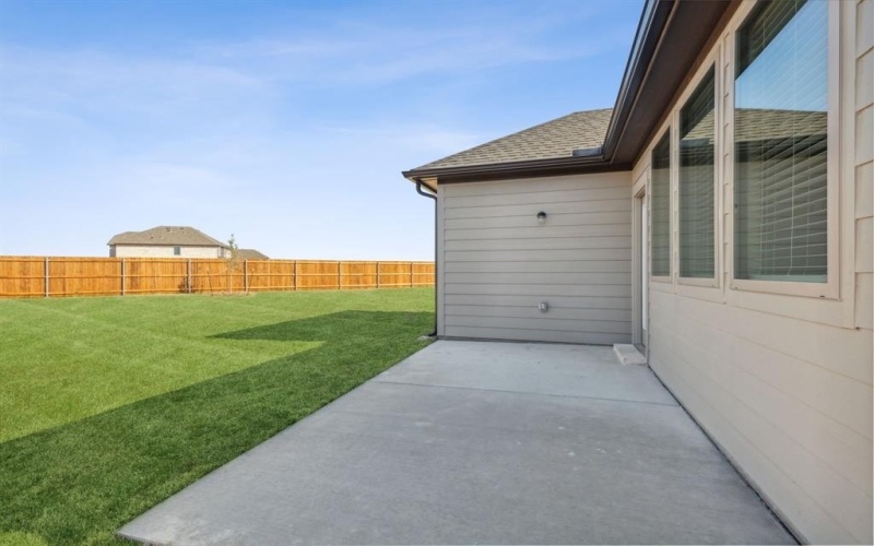 806 Pine Beach Drive, McKinney, TX 75071, 4 Habitaciones Habitaciones , ,3 BañosBaños,Residential,En Venta,806 Pine Beach Drive,20972672