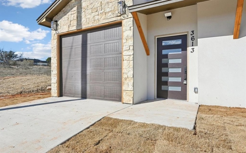 3613 Durango Trail, Granbury, TX 76048, 3 Bedrooms Bedrooms, ,2 BathroomsBathrooms,Residential,For Sale,3613 Durango Trail,20972813