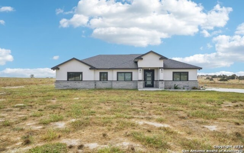 792 lake valley, La Vernia, TX 78121, 4 Habitaciones Habitaciones , ,2 BañosBaños,Residential,En Venta,792 lake valley,1811748