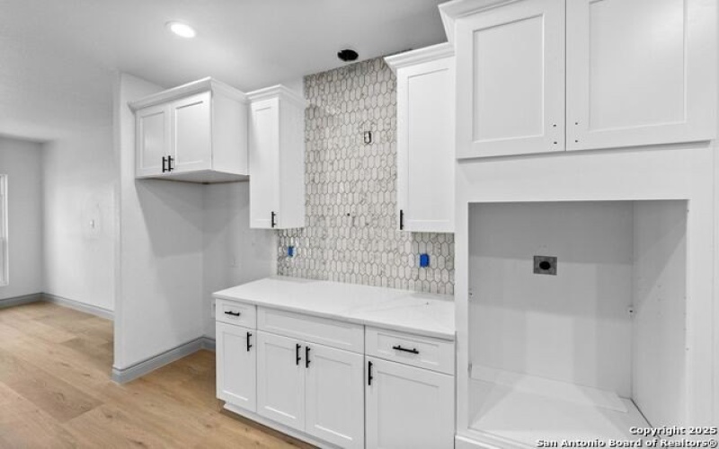 101 Vintage Run Dr, La Vernia, TX 78121, 3 Habitaciones Habitaciones , ,2 BañosBaños,Residential,En Venta,101 Vintage Run Dr,1848485