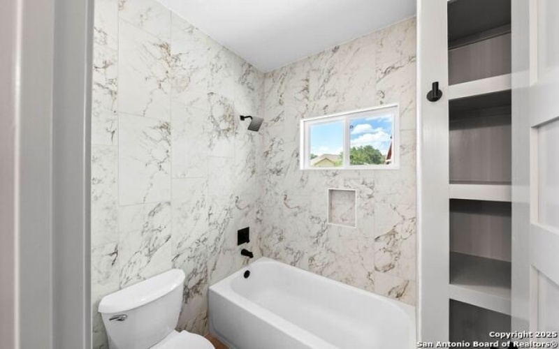 101 Vintage Run Dr, La Vernia, TX 78121, 3 Habitaciones Habitaciones , ,2 BañosBaños,Residential,En Venta,101 Vintage Run Dr,1848485