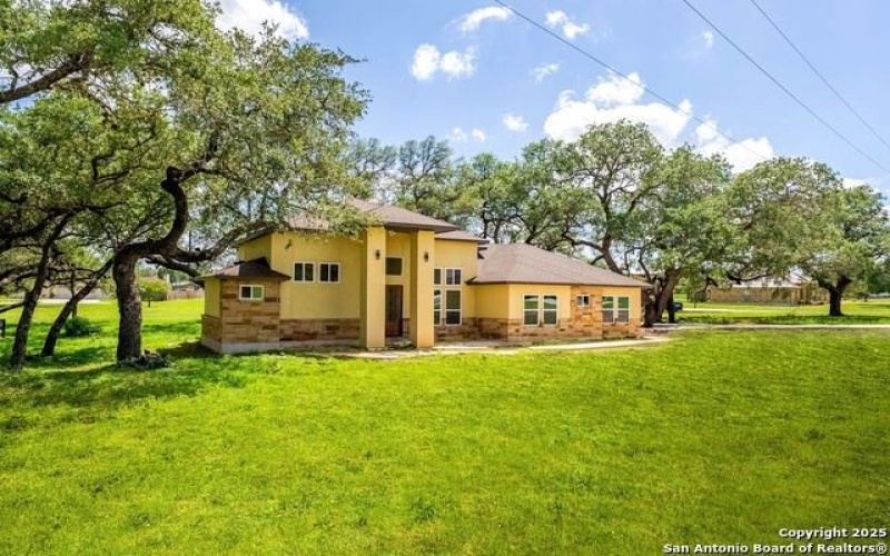 101 Vintage Run Dr, La Vernia, TX 78121, 3 Habitaciones Habitaciones , ,2 BañosBaños,Residential,En Venta,101 Vintage Run Dr,1848485
