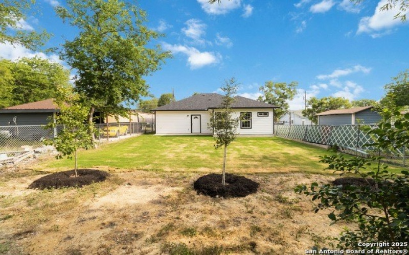 127 Hopi, San Antonio, TX 78211, 4 Bedrooms Bedrooms, ,2 BathroomsBathrooms,Residential,For Sale,127 Hopi,1869295