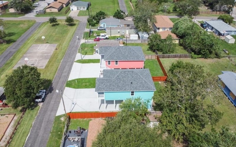 414 E Bay Street, Rockport, TX 78382, 3 Habitaciones Habitaciones , ,2 BañosBaños,Residential,En Venta,414 E Bay Street,448267