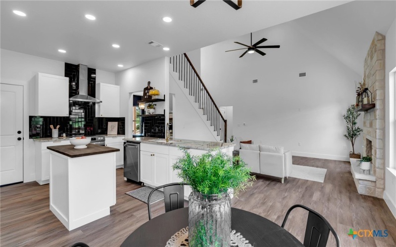 105 Chesterfield Drive, Kingsland, TX 78639, 4 Bedrooms Bedrooms, ,2 BathroomsBathrooms,Residential,For Sale,105 Chesterfield Drive,582704