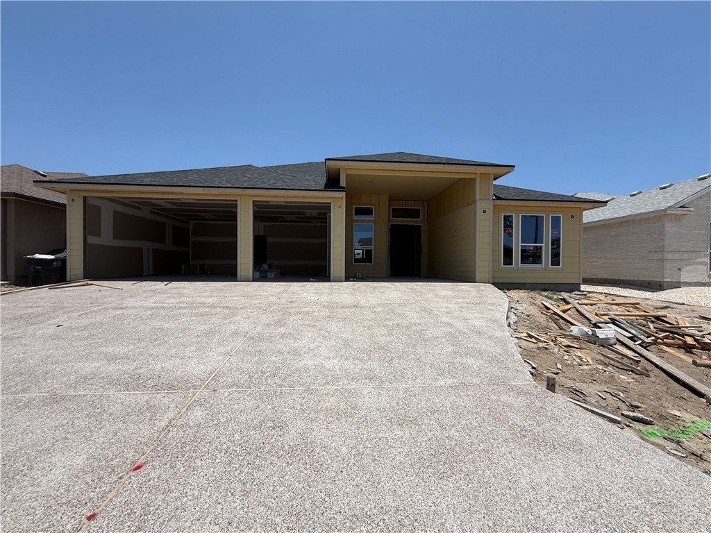 13722 Captain Kidd Drive, Corpus Christi, TX 78418, 5 Habitaciones Habitaciones , ,3 BañosBaños,Residential,En Venta,13722 Captain Kidd Drive,456359