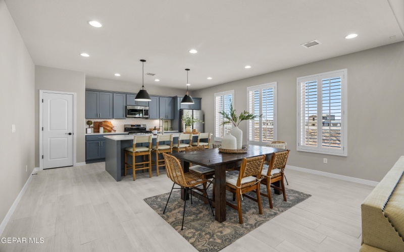 12717 Middlesbrough Avenue, El Paso, TX 79928, 4 Bedrooms Bedrooms, ,3 BathroomsBathrooms,Residential,For Sale,12717 Middlesbrough Avenue,924830