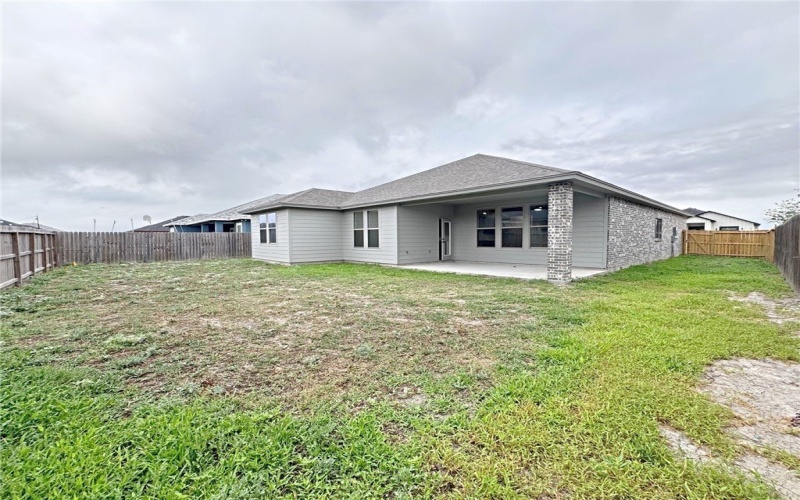 9505 Spanish Oak Drive, Corpus Christi, TX 78410, 3 Bedrooms Bedrooms, ,2 BathroomsBathrooms,Residential,For Sale,9505 Spanish Oak Drive,448688