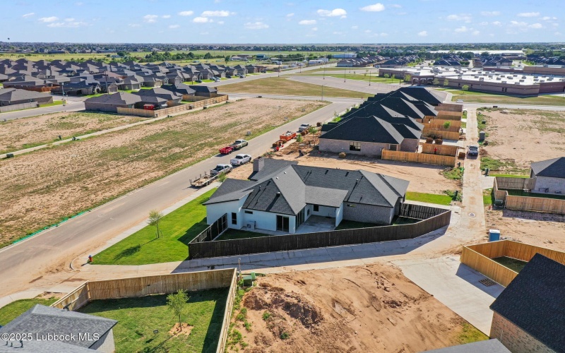 7516 57th Street, Lubbock, TX 79407, 4 Habitaciones Habitaciones , ,2 BañosBaños,Residential,En Venta,7516 57th Street,202556563