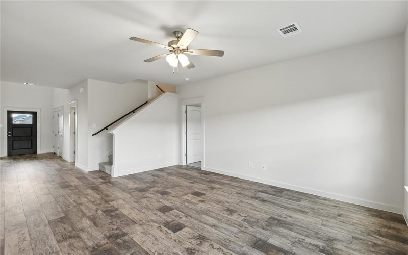 108 John Laurens Drive, Venus, TX 76084, 4 Habitaciones Habitaciones , ,2 BañosBaños,Residential,En Venta,108 John Laurens Drive,20849832