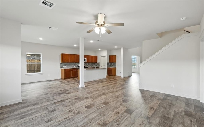 108 John Laurens Drive, Venus, TX 76084, 4 Habitaciones Habitaciones , ,2 BañosBaños,Residential,En Venta,108 John Laurens Drive,20849832