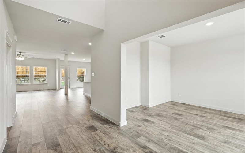 108 John Laurens Drive, Venus, TX 76084, 4 Habitaciones Habitaciones , ,2 BañosBaños,Residential,En Venta,108 John Laurens Drive,20849832