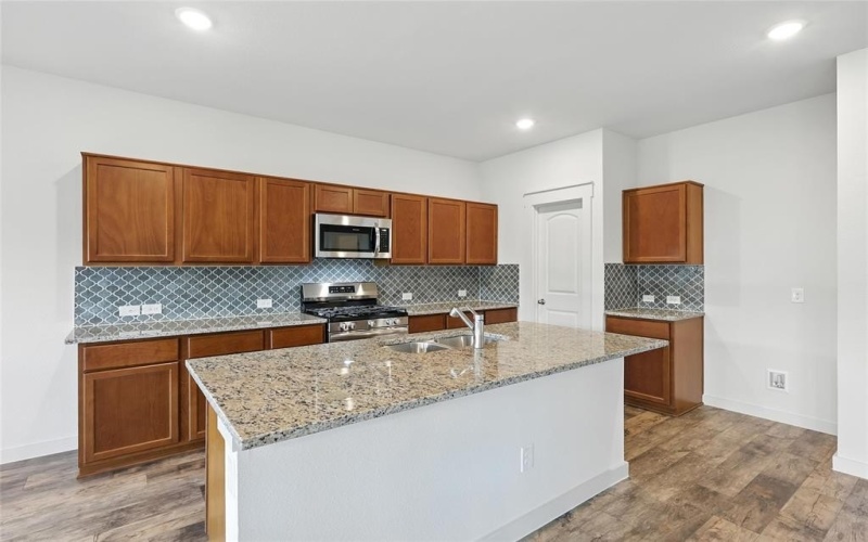 108 John Laurens Drive, Venus, TX 76084, 4 Habitaciones Habitaciones , ,2 BañosBaños,Residential,En Venta,108 John Laurens Drive,20849832