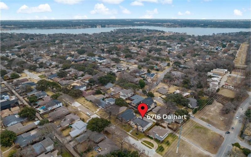 6716 Dalhart Lane, Dallas, TX 75214, 5 Habitaciones Habitaciones , ,5 BañosBaños,Residential,En Venta,6716 Dalhart Lane,20961537