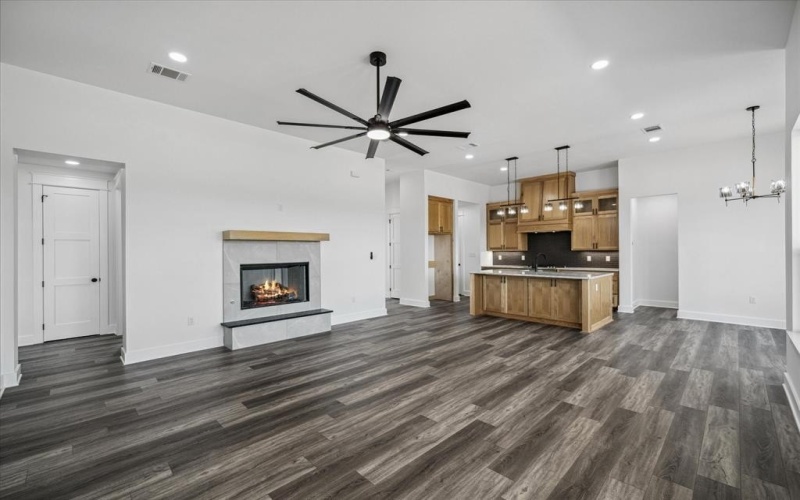 965 VZ County Road 2141, Canton, TX 75103, 3 Habitaciones Habitaciones , ,2 BañosBaños,Residential,En Venta,965 VZ County Road 2141,20966490