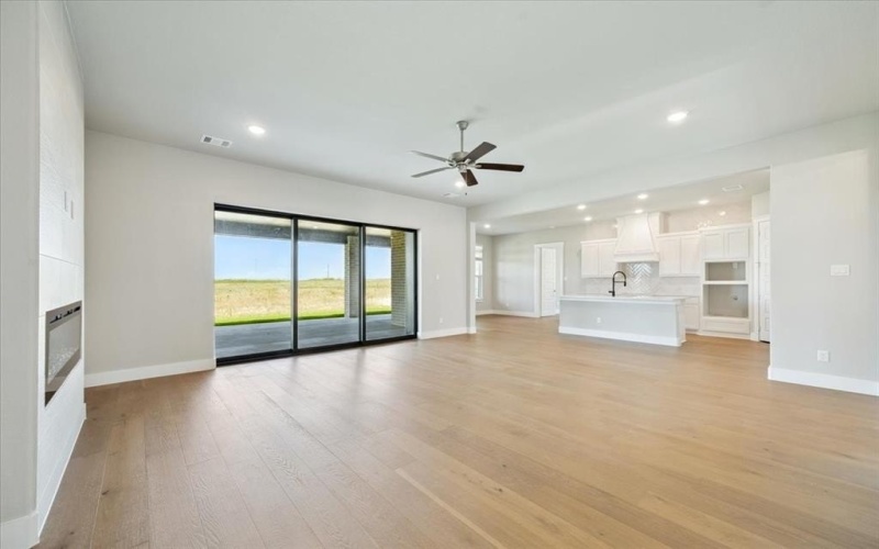 7481 County Road 1230, Godley, TX 76044, 5 Bedrooms Bedrooms, ,3 BathroomsBathrooms,Residential,For Sale,7481 County Road 1230,20972405