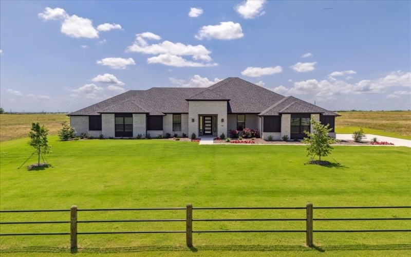 7481 County Road 1230, Godley, TX 76044, 5 Bedrooms Bedrooms, ,3 BathroomsBathrooms,Residential,For Sale,7481 County Road 1230,20972405