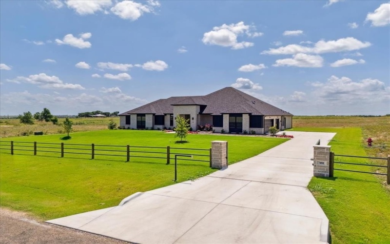 7481 County Road 1230, Godley, TX 76044, 5 Bedrooms Bedrooms, ,3 BathroomsBathrooms,Residential,For Sale,7481 County Road 1230,20972405