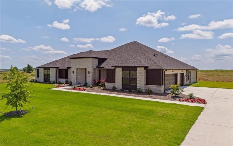 7481 County Road 1230, Godley, TX 76044, 5 Bedrooms Bedrooms, ,3 BathroomsBathrooms,Residential,For Sale,7481 County Road 1230,20972405