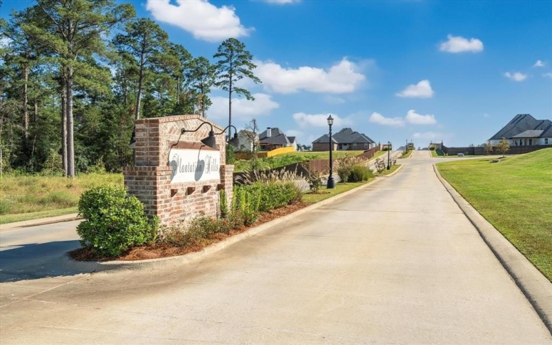 210 Laurel Valley, Stonewall, LA 71078, 4 Bedrooms Bedrooms, ,3 BathroomsBathrooms,Residential,For Sale,210 Laurel Valley,20972928
