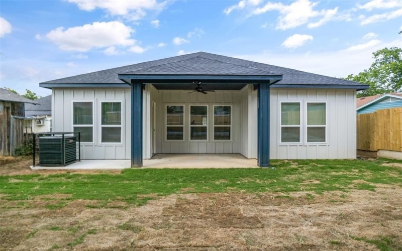 510 Woodrow Avenue, Fort Worth, TX 76105, 4 Bedrooms Bedrooms, ,2 BathroomsBathrooms,Residential,For Sale,510 Woodrow Avenue,20973365