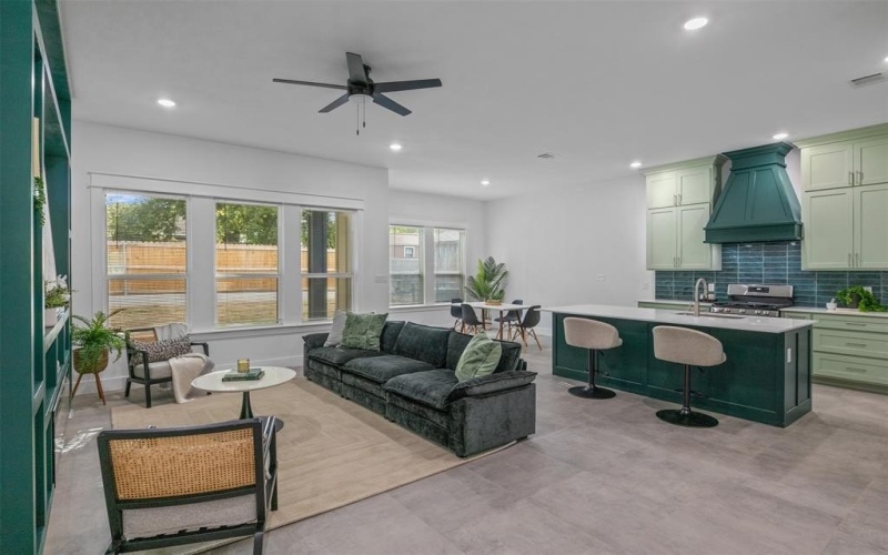 510 Woodrow Avenue, Fort Worth, TX 76105, 4 Bedrooms Bedrooms, ,2 BathroomsBathrooms,Residential,For Sale,510 Woodrow Avenue,20973365