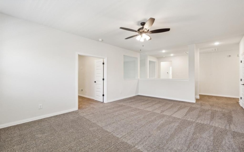 156 Swan Lake Drive, Waxahachie, TX 75165, 4 Habitaciones Habitaciones , ,3 BañosBaños,Residential,En Venta,156 Swan Lake Drive,0,20973496
