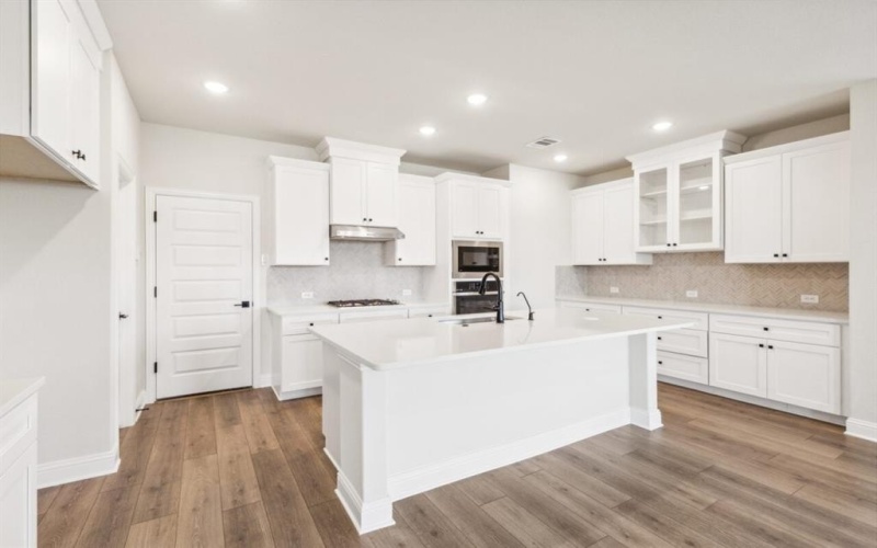 156 Swan Lake Drive, Waxahachie, TX 75165, 4 Habitaciones Habitaciones , ,3 BañosBaños,Residential,En Venta,156 Swan Lake Drive,0,20973496