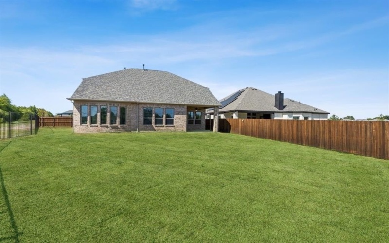 156 Swan Lake Drive, Waxahachie, TX 75165, 4 Habitaciones Habitaciones , ,3 BañosBaños,Residential,En Venta,156 Swan Lake Drive,0,20973496